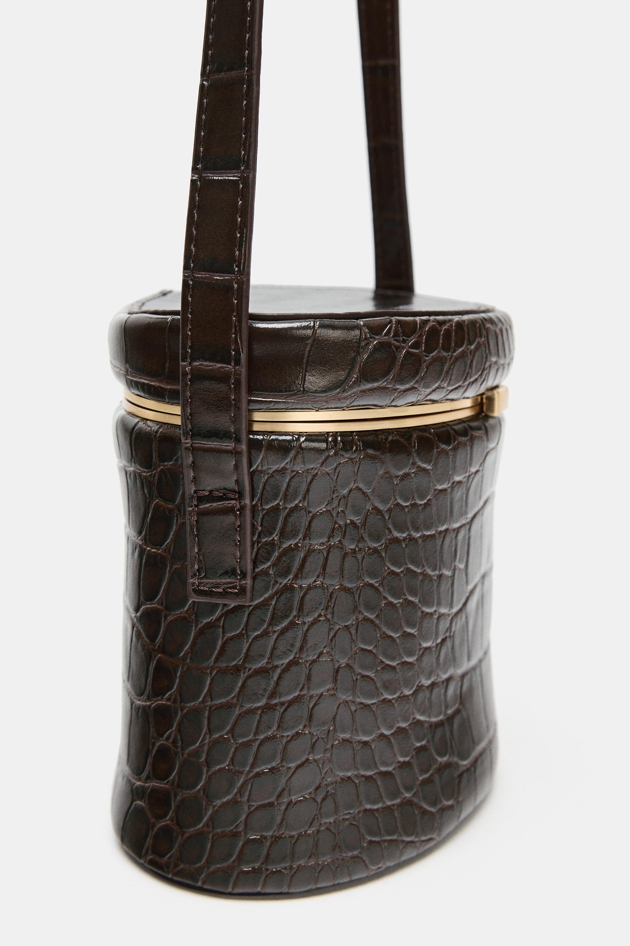 SAC RIGIDE EFFET RELIEF